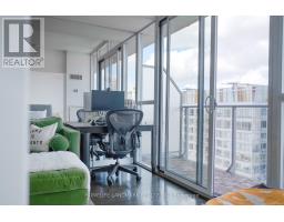 3306 - 126 Simcoe Street, Toronto, ON M5H4E6 Photo 6