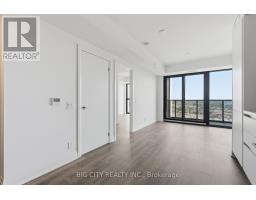 1611 - 25 Frederick Todd Way, Toronto, ON M4G4E8 Photo 7