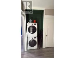 Upper - 370 Spadina Road, Toronto, ON M5P2V8 Photo 9