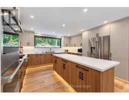 1009 Donaldson Street, Lake Of Bays, ON P0A1E0 Photo 12