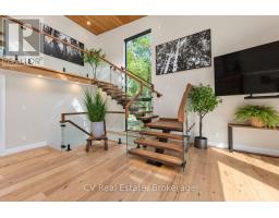 1009 Donaldson Street, Lake Of Bays, ON P0A1E0 Photo 15