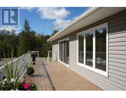 Kitchen - 9 12th Avenue, South Bruce Peninsula, ON N0H2T0 Photo 6