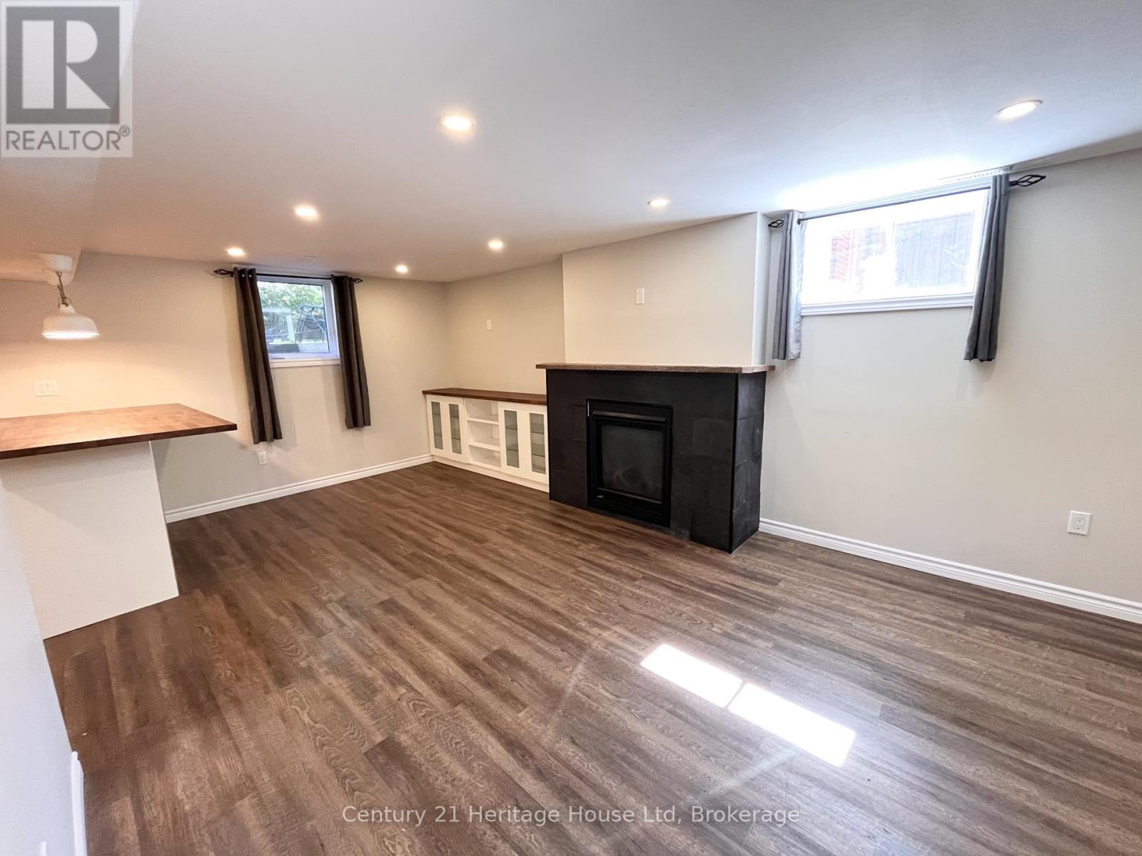 621 Eramosa Road — photo 14