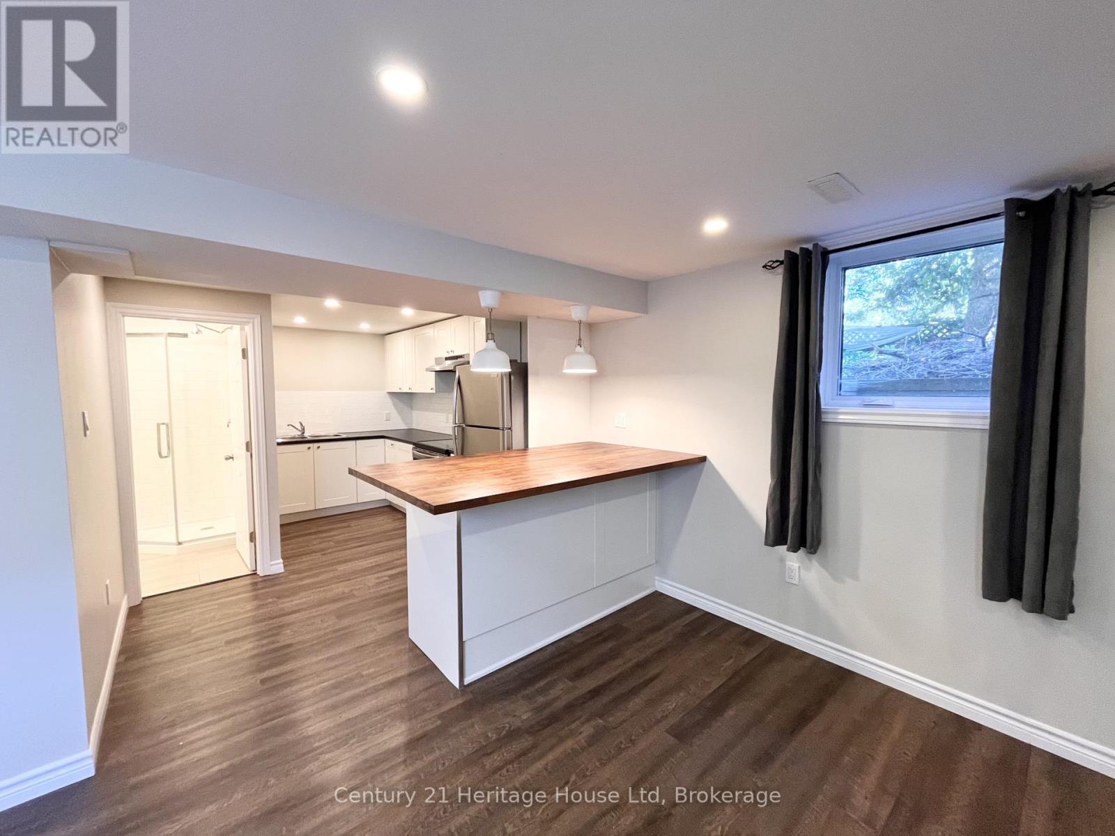 621 Eramosa Road — photo 16