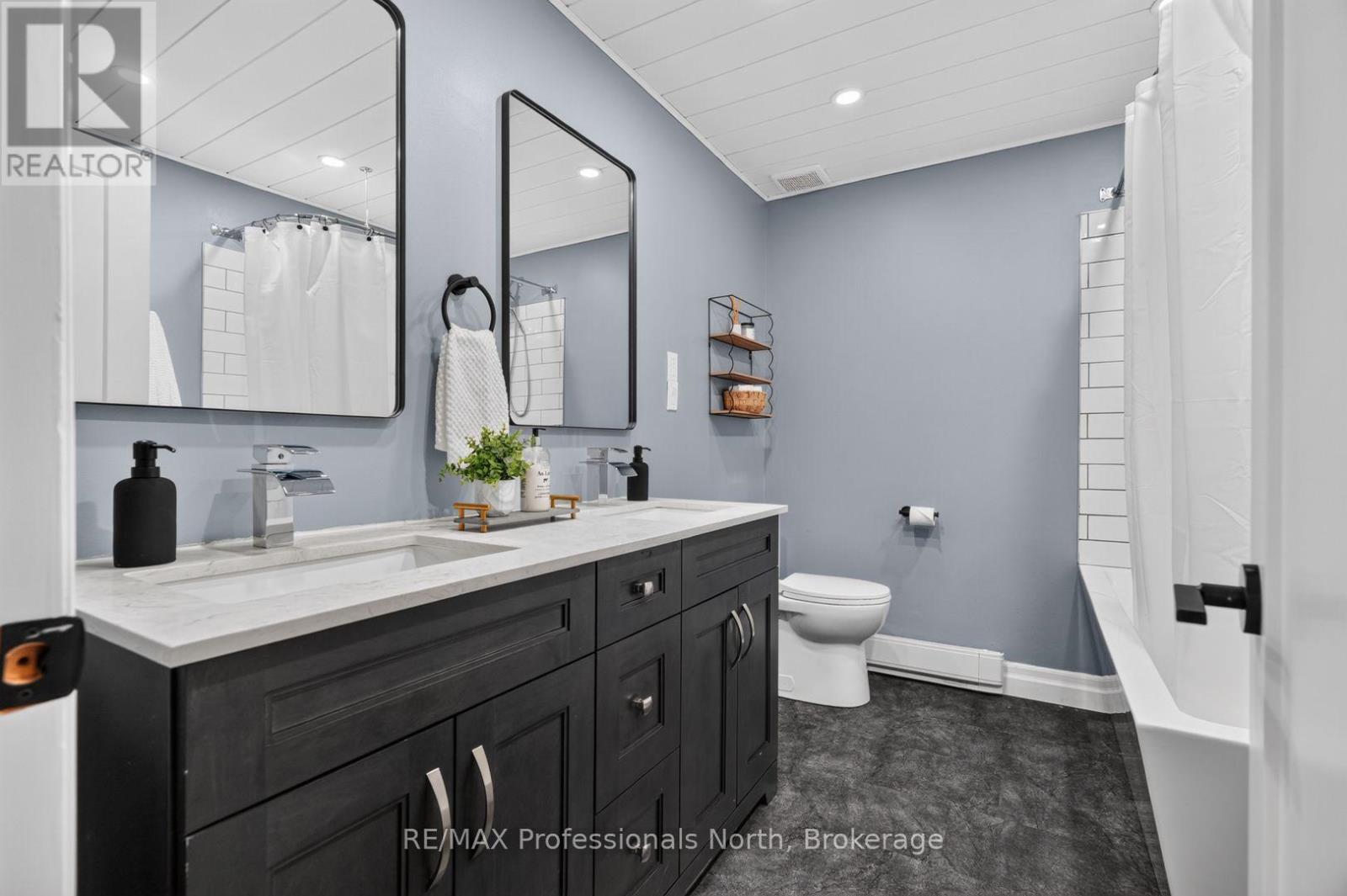 55 WESTVALE DRIVE - 24