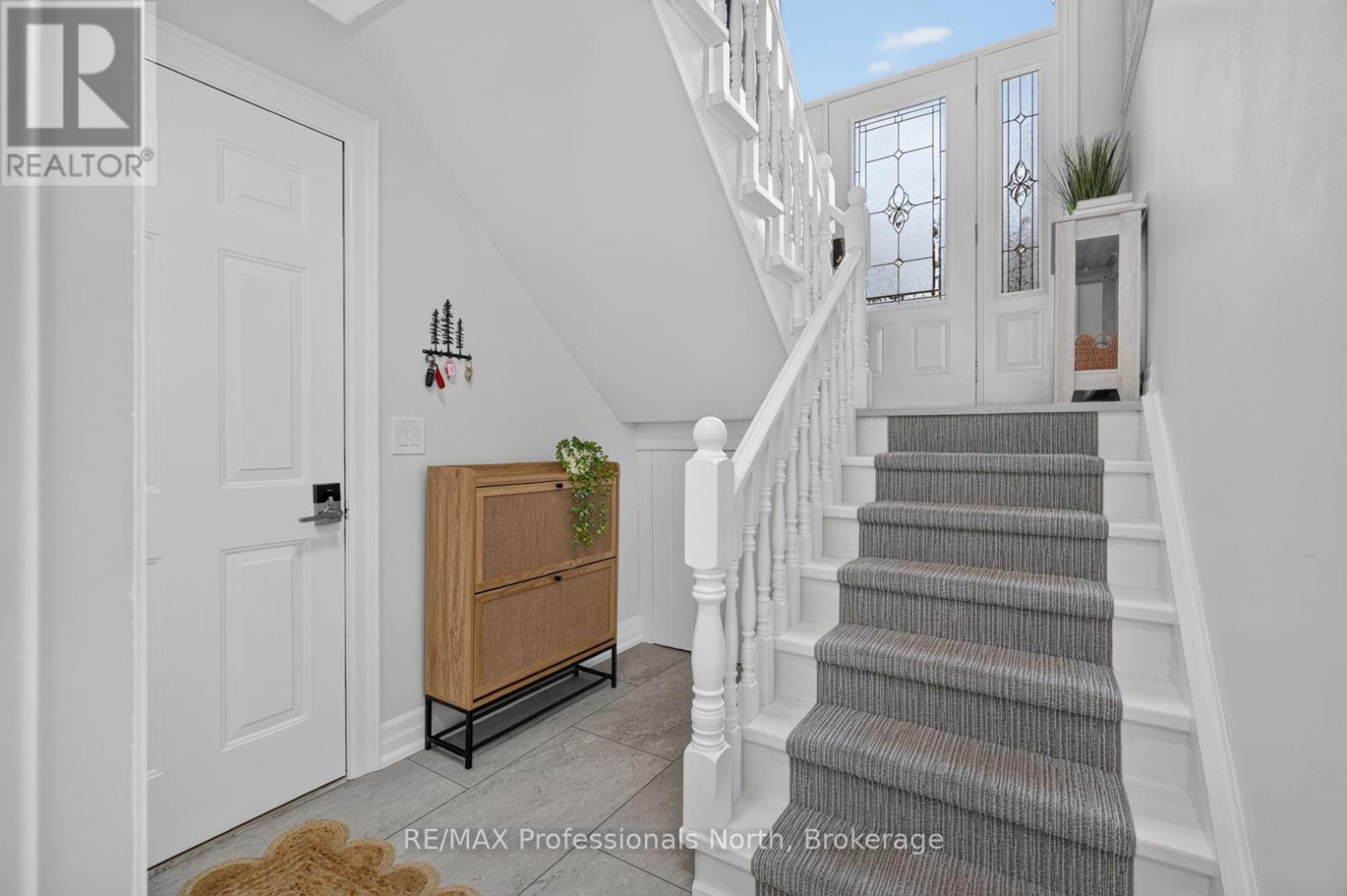 55 WESTVALE DRIVE - 28