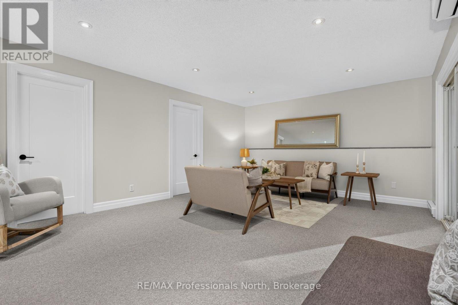 55 WESTVALE DRIVE - 30