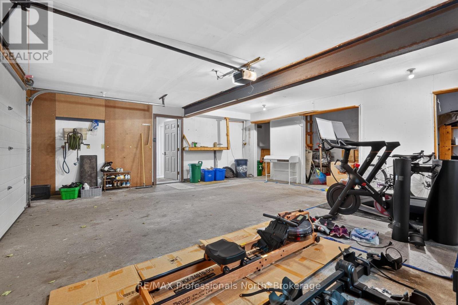 55 WESTVALE DRIVE - 38