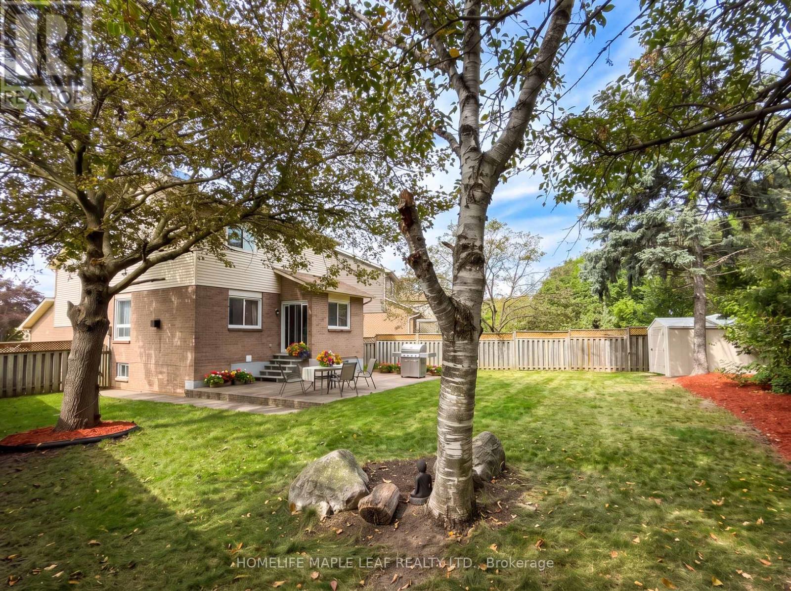12 GILES COURT - Image 41
