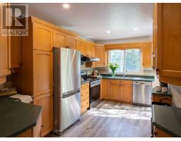12 Giles Court, Whitby, ON L1N8T5 Photo 16