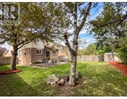 12 Giles Court, Whitby, ON L1N8T5 Photo 41