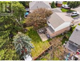 12 Giles Court, Whitby, ON L1N8T5 Photo 42