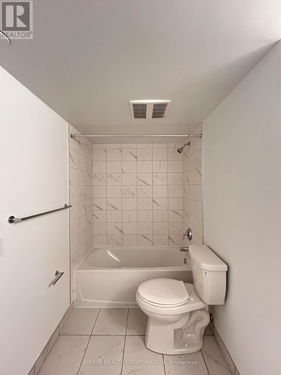1004- 1435 Celebration Drive, Pickering, ON photo 8