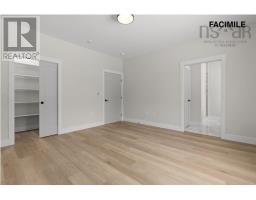 Mud room - 492 Bondi Drive, Middle Sackville, NS B4E0W2 Photo 8