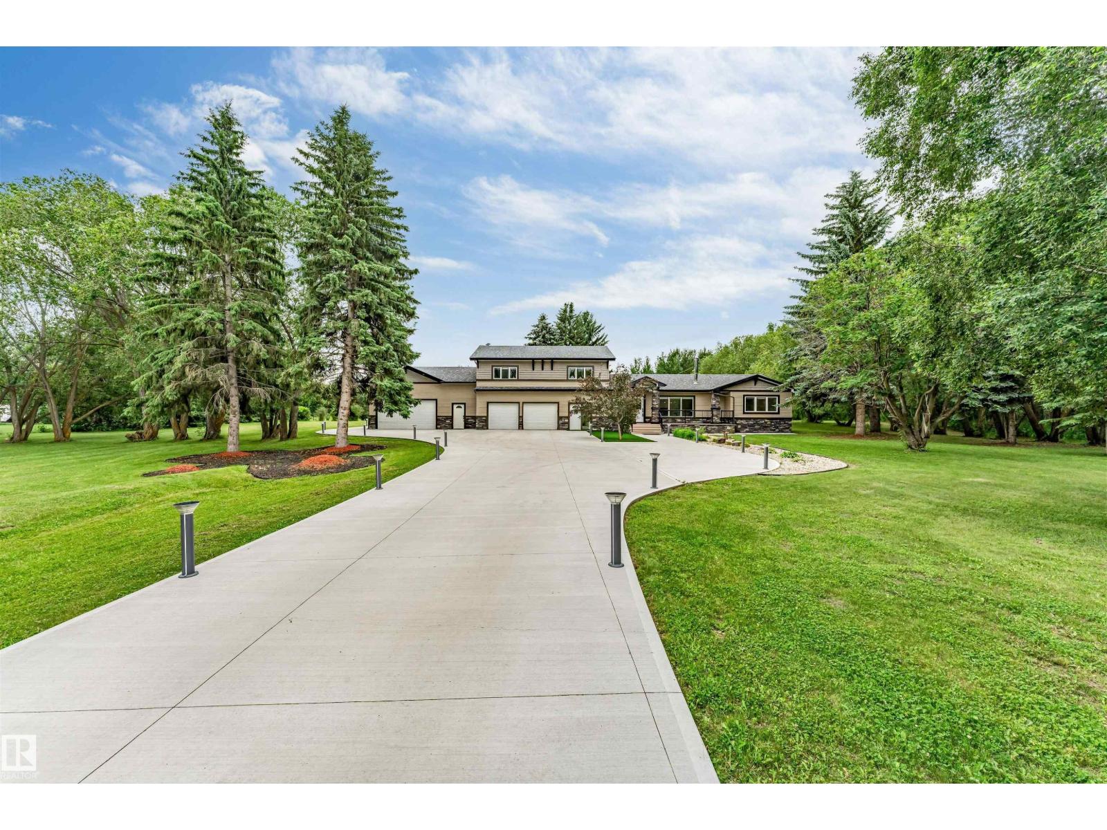 51528 Rge Road 262, Sunset View Acres — photo 2 of 30: Property photo