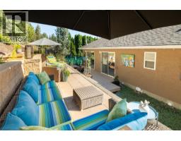 149 Applecrest Court, Kelowna, BC V1V1W6 Photo 32