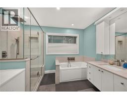 2 Helen Street, Dundas, ON L9H1N3 Photo 23