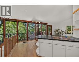 2 Helen Street, Dundas, ON L9H1N3 Photo 17