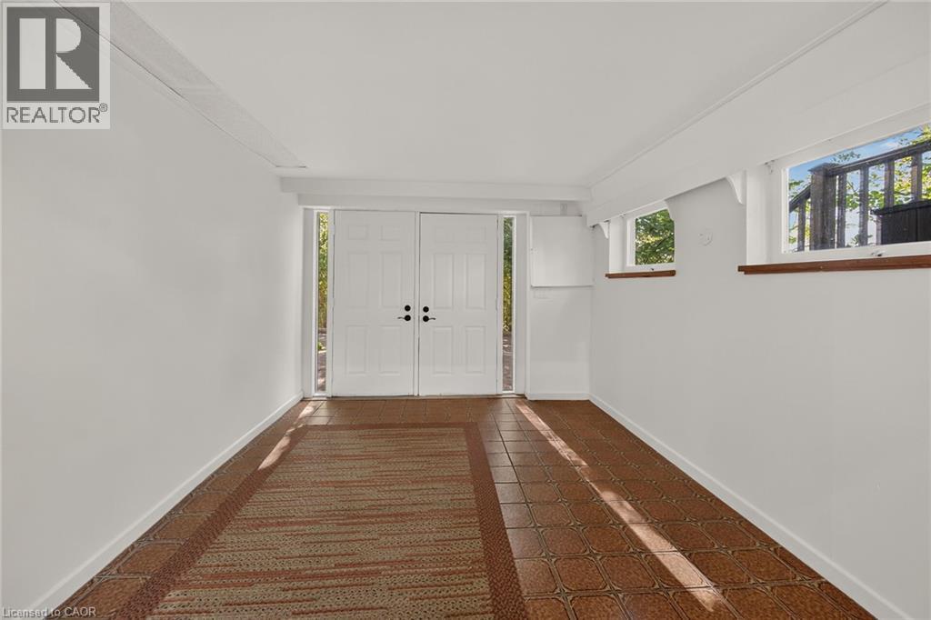 2 HELEN Street - Image 33