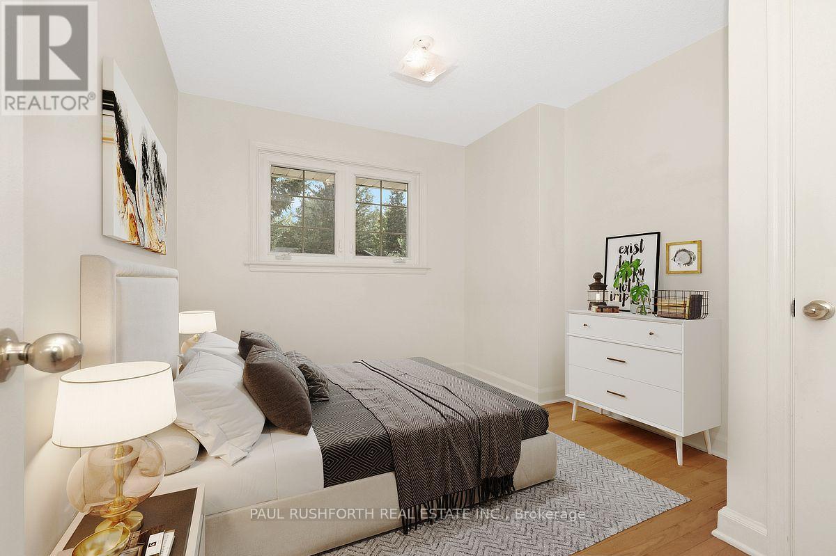 41 CAPILANO DRIVE - 17