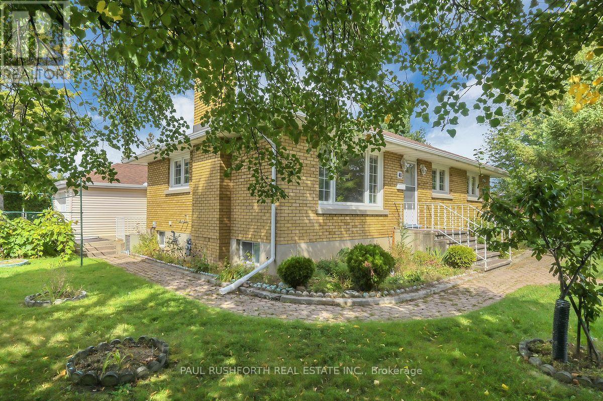 41 CAPILANO DRIVE - 2