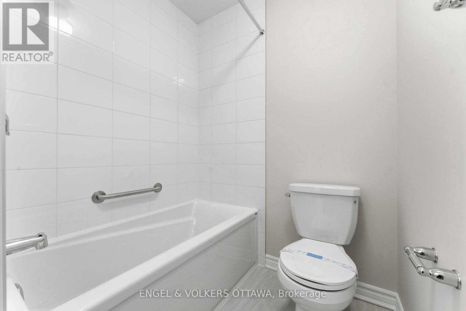 182 RYAN REYNOLDS WAY - 10