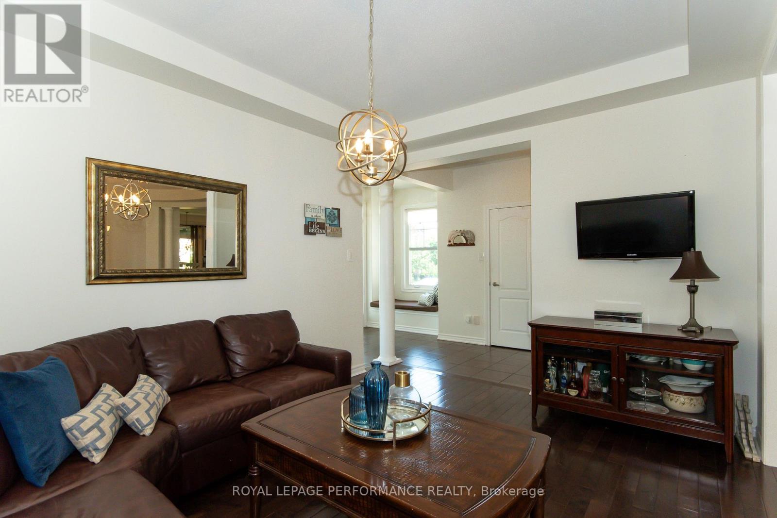 2744 Grand Vista Circle