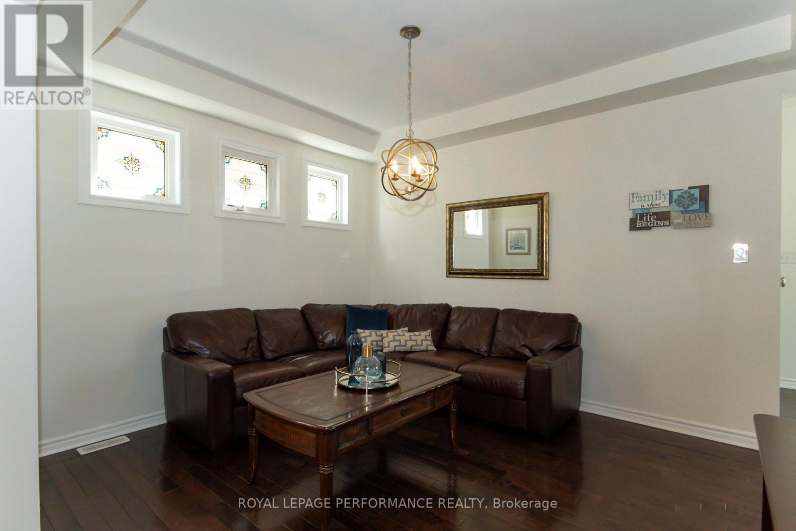 2744 Grand Vista Circle