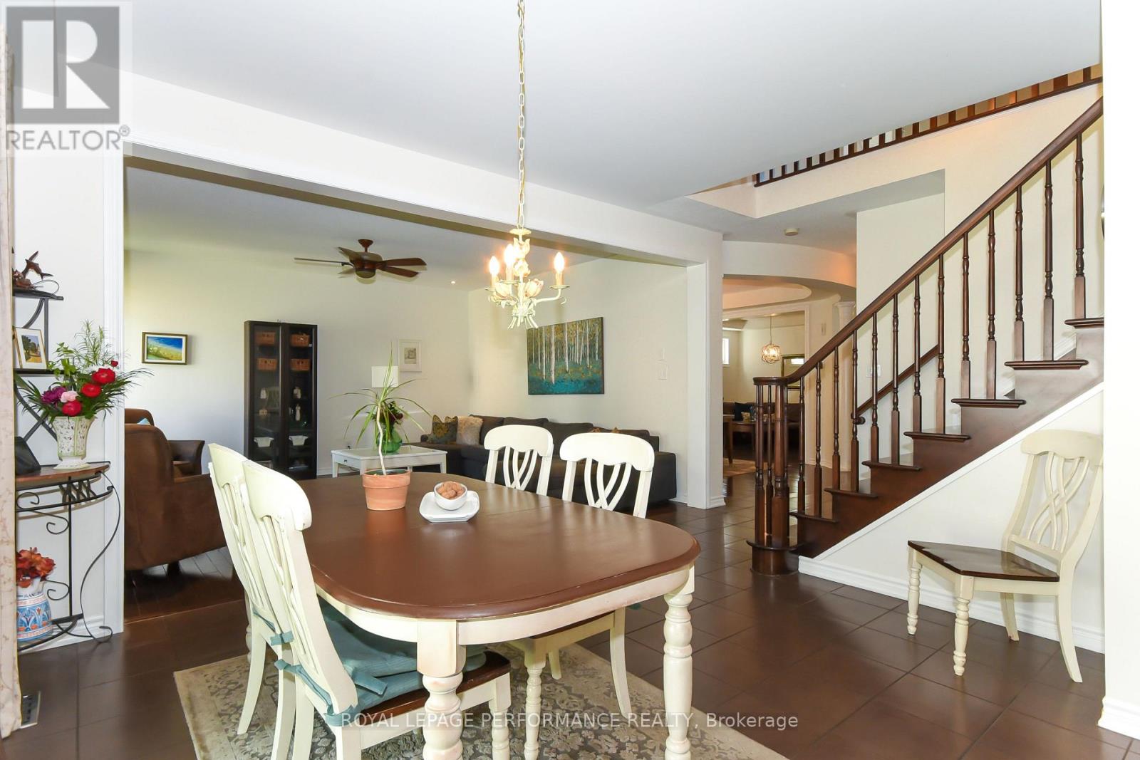 2744 Grand Vista Circle