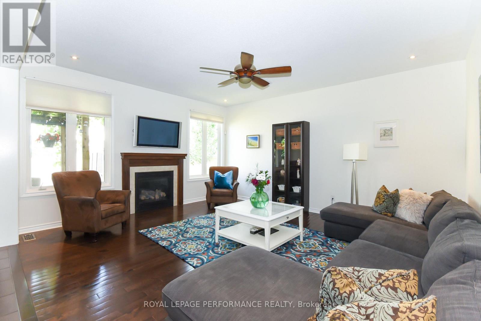 2744 Grand Vista Circle