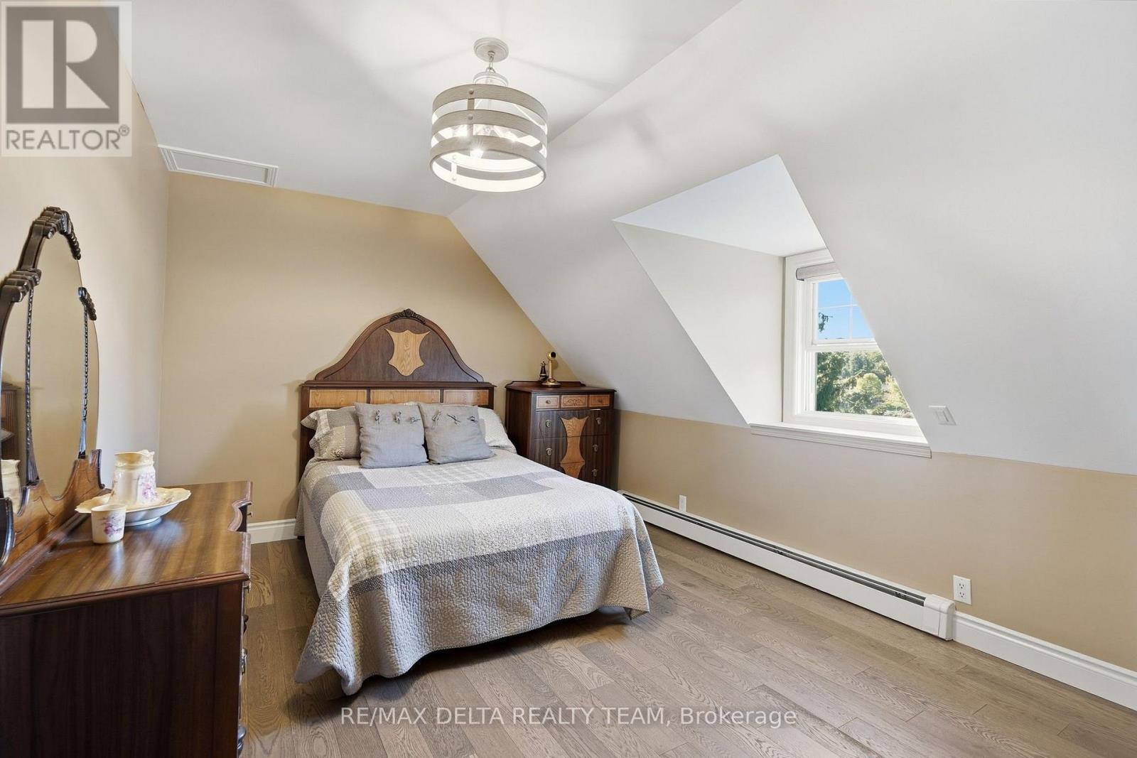 838 LAVAL STREET - Image 15