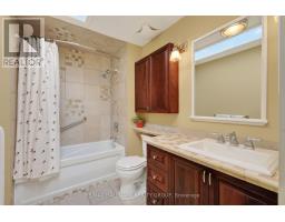 22 Ralph Street, Ottawa, ON K1S4A5 Photo 33