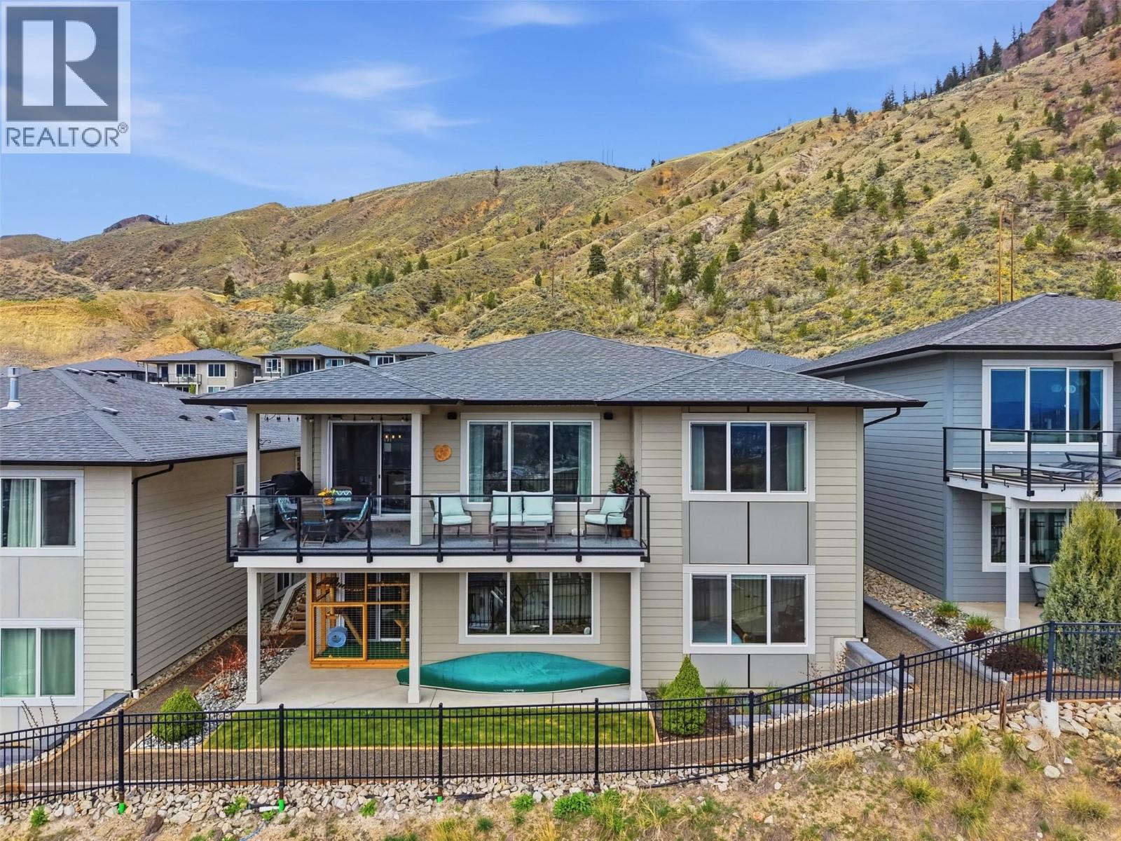 4012 Rio Vista Way - 4