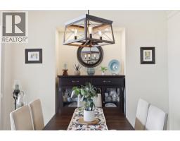 Foyer - 4012 Rio Vista Way, Kamloops, BC V2H0E1 Photo 17