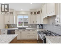 Primary Bedroom - 4012 Rio Vista Way, Kamloops, BC V2H0E1 Photo 12
