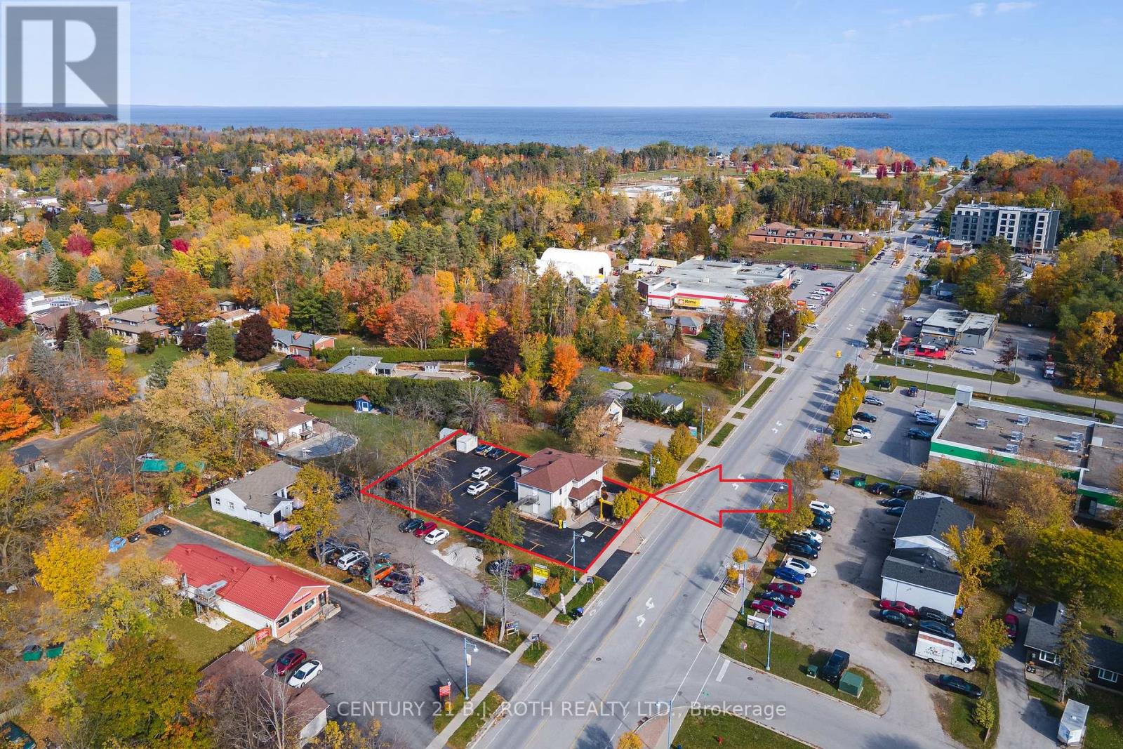 888 INNISFIL BEACH ROAD, Innisfil (Alcona) — photo 2