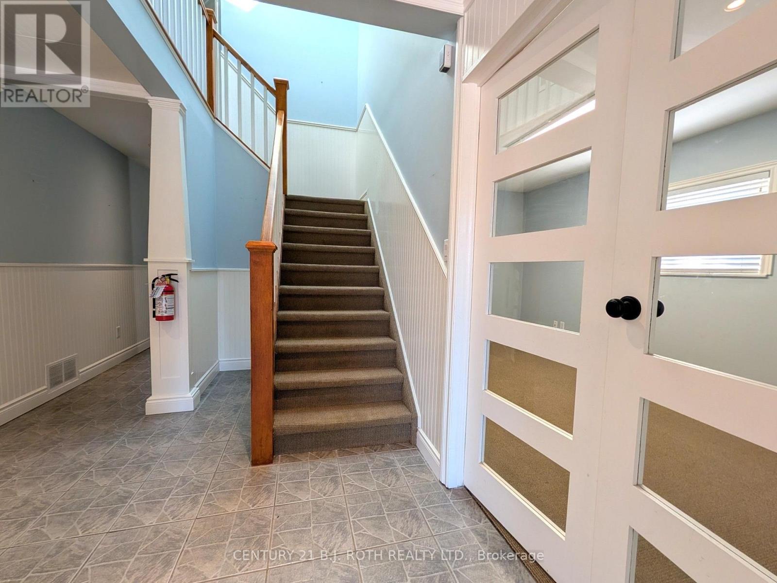 888 INNISFIL BEACH ROAD, Innisfil (Alcona) — photo 6