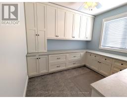 888 Innisfil Beach Road, Innisfil, ON L9S2C2 Photo 8