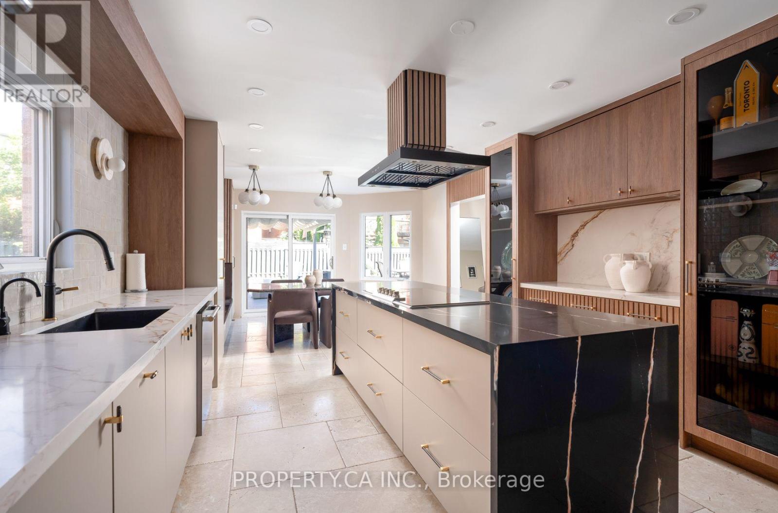 72 DEVONSLEIGH BOULEVARD - 17