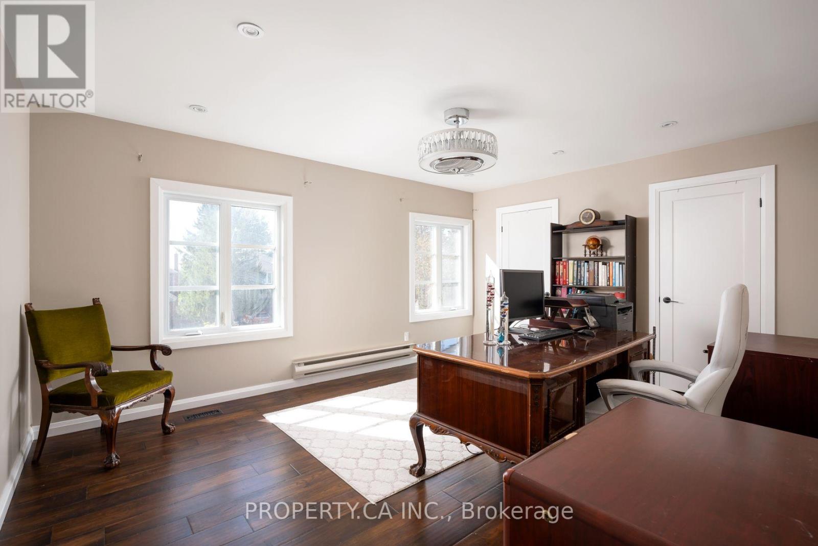 72 DEVONSLEIGH BOULEVARD - 29