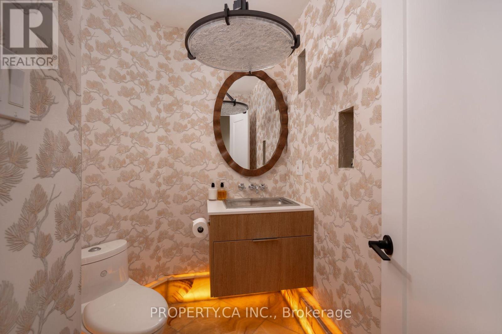 Photo of 72 DEVONSLEIGH BOULEVARD