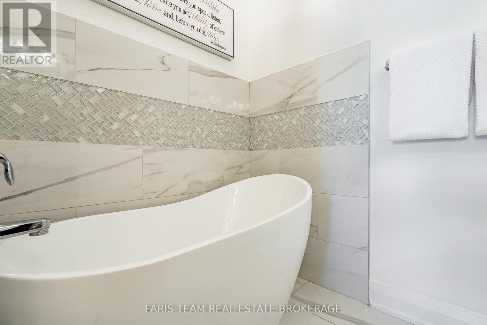 #302 80 ORCHARD POINT ROAD - Image 19