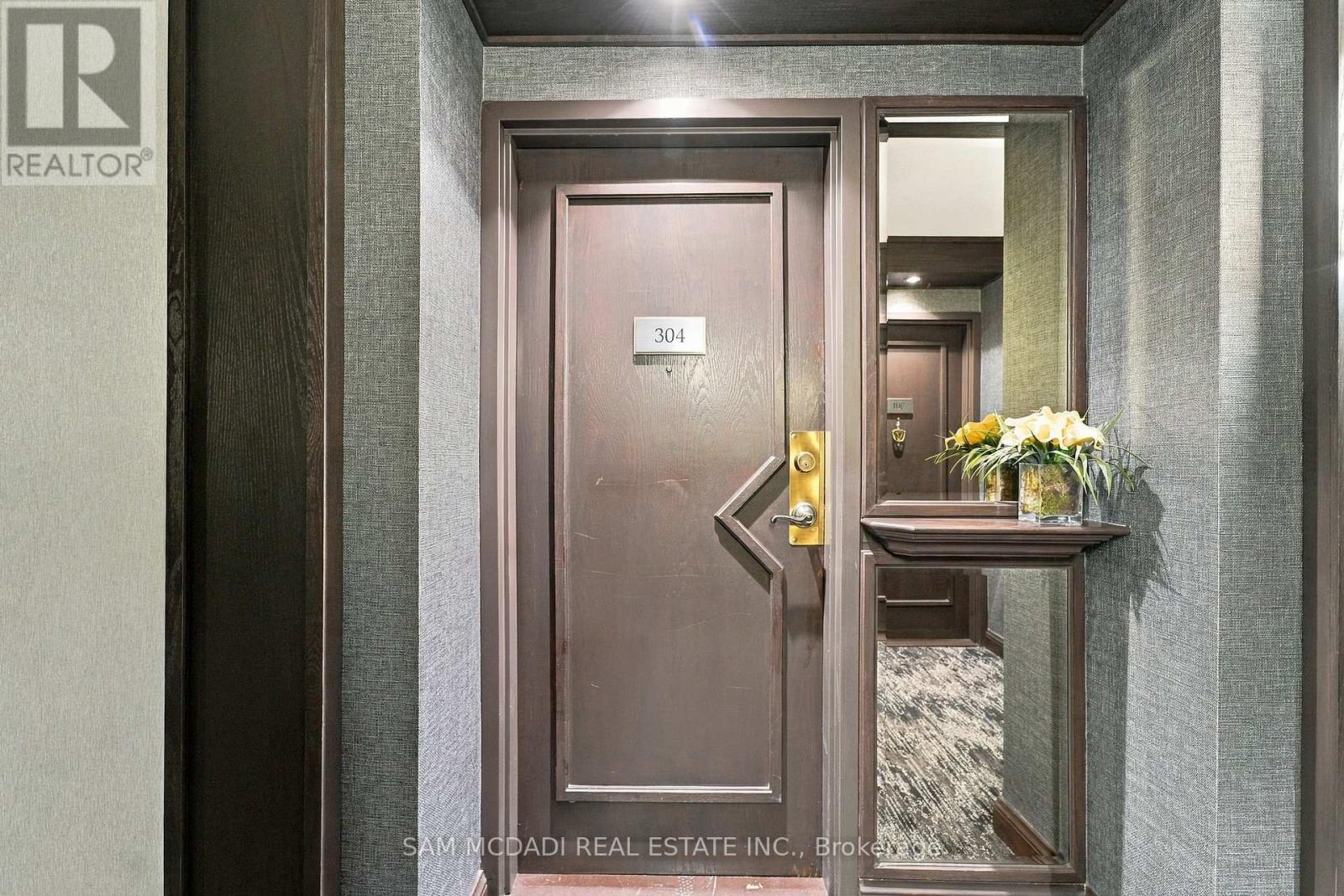 #304 5444 Yonge Street, Toronto (Willowdale West), Ontario, M2N6J4, Toronto (Willowdale West), Ontario — photo 3 of 5
