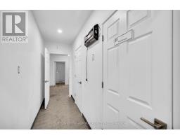 3 - 70 Vanley Crescent, Toronto, ON M3J2B8 Photo 6