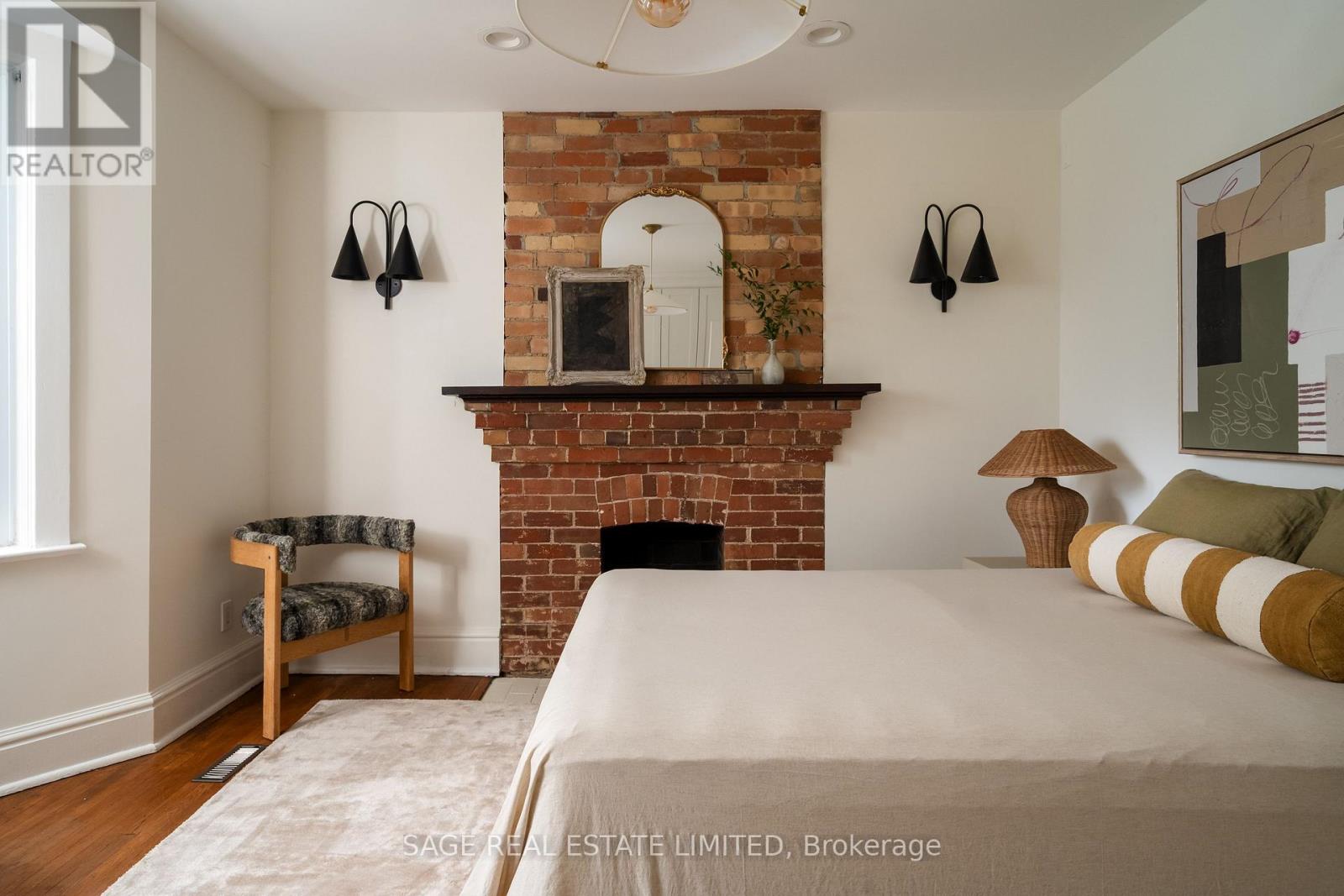 121 GLENDALE AVENUE - 19