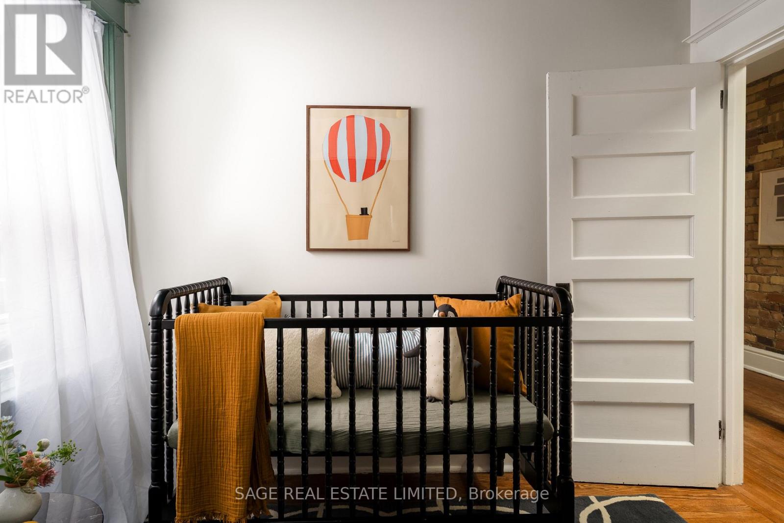 121 GLENDALE AVENUE - 23