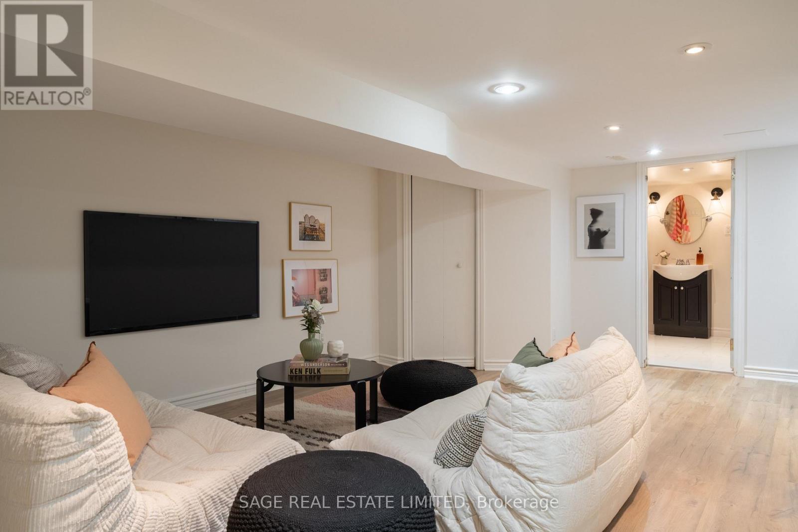 121 GLENDALE AVENUE - Image 29