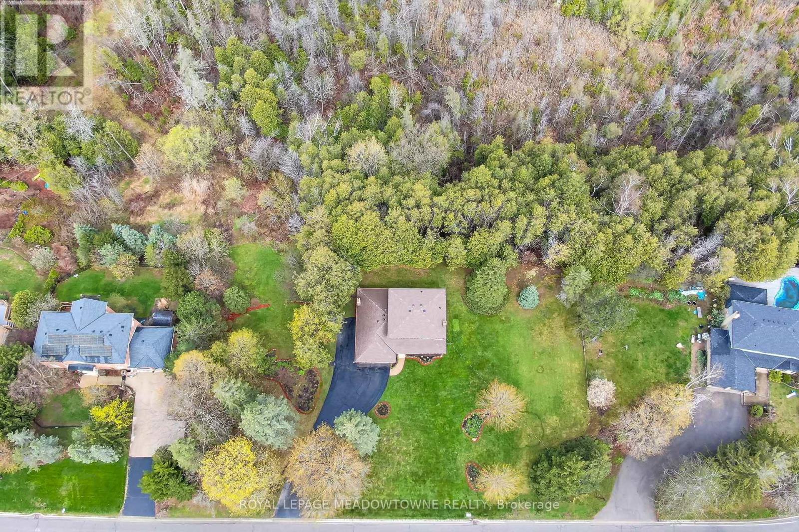 39 WILDWOOD ROAD - 35