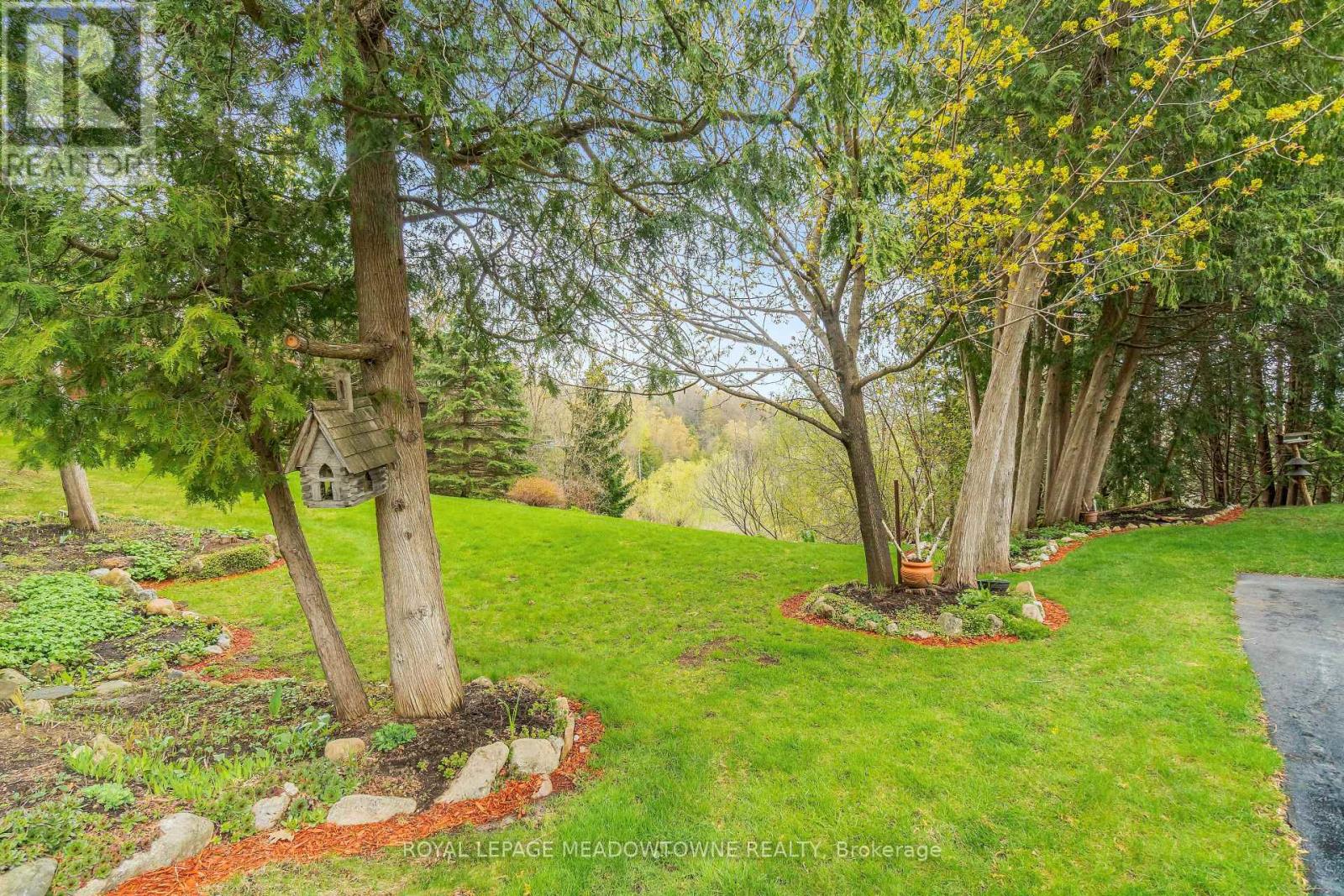 39 WILDWOOD ROAD - 43