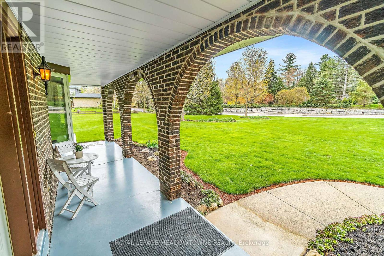 39 WILDWOOD ROAD - 6